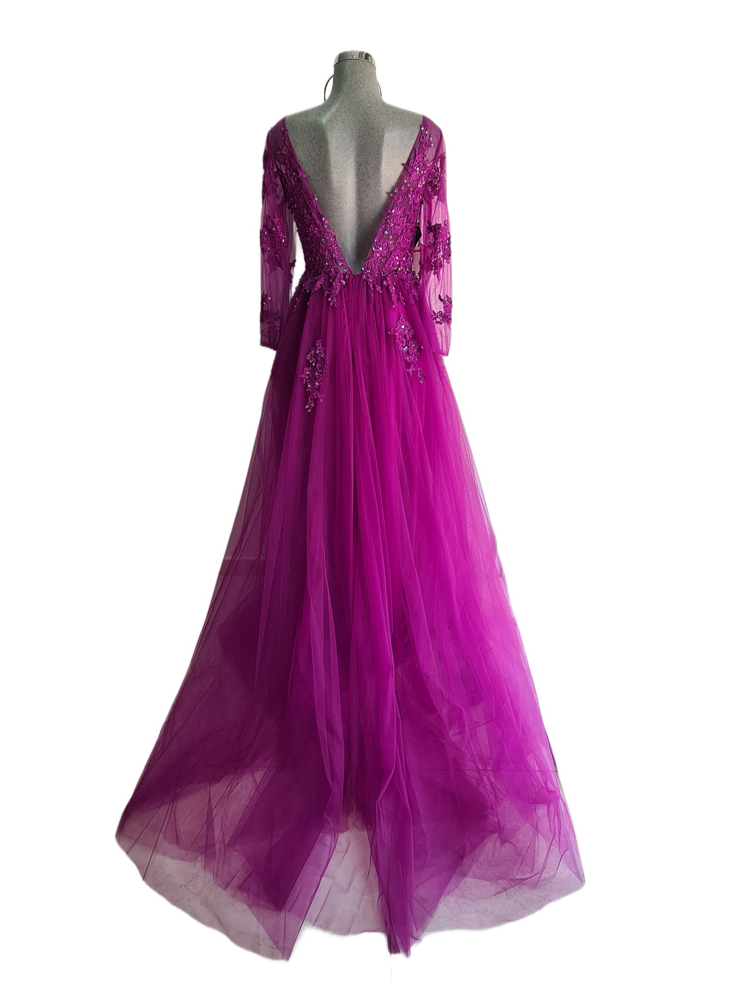 Vestido de Manga Larga con Aplicaciones y Abierta en la Pierna