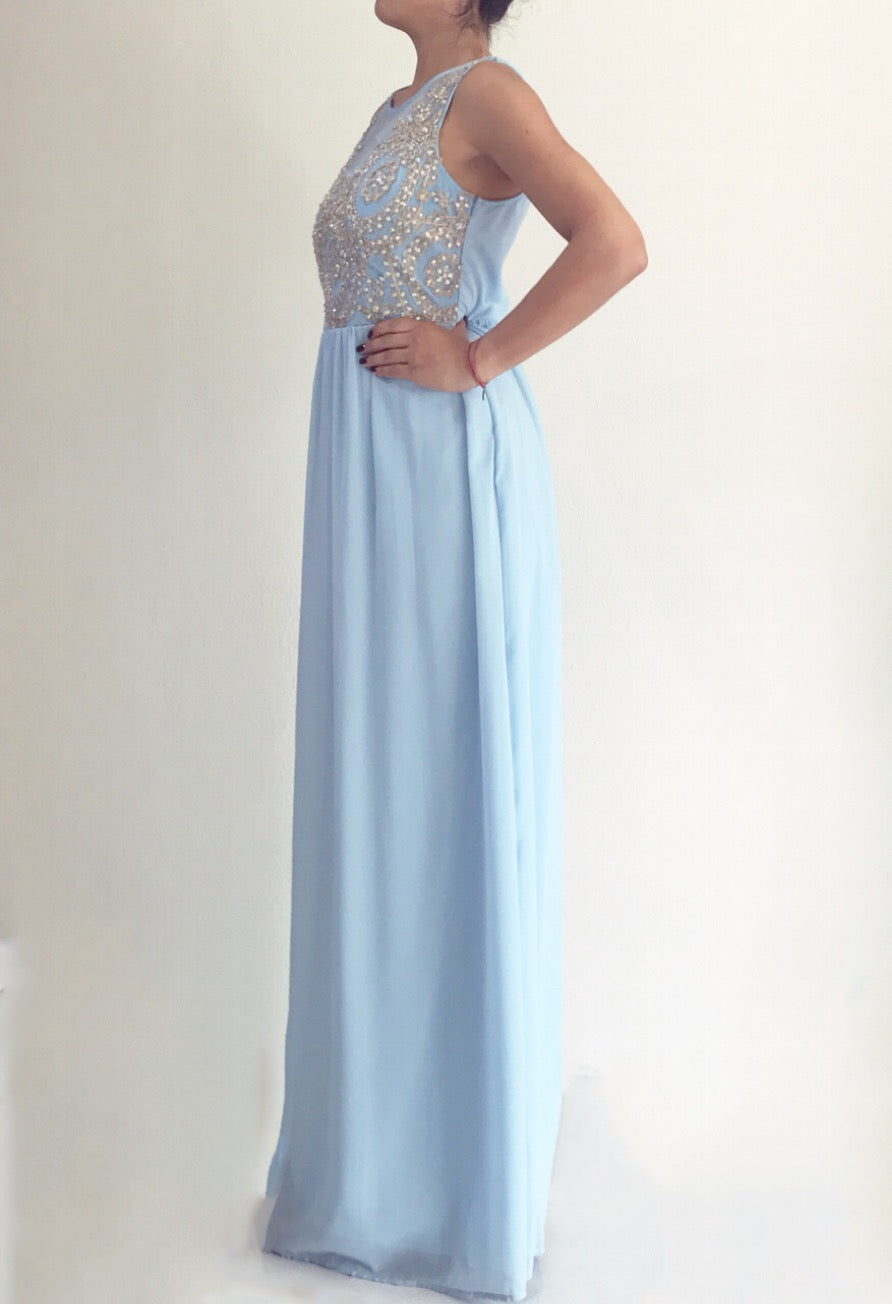 Vestido Azul Cielo con Pedrería