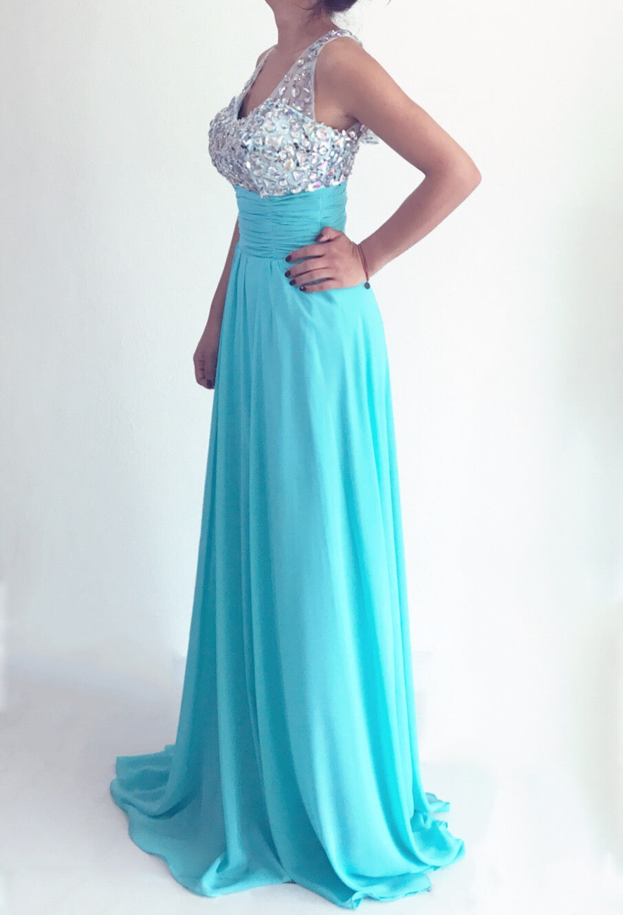 Vestido Aqua con Pedrería