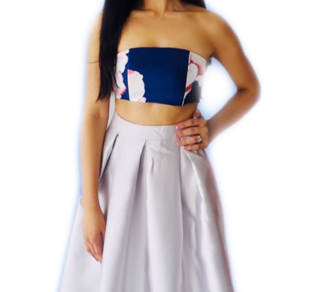 Top Azul Marino con Flores