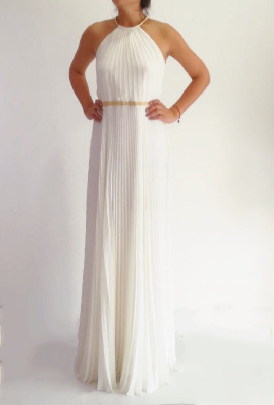Vestido Blanco Collar Dorado